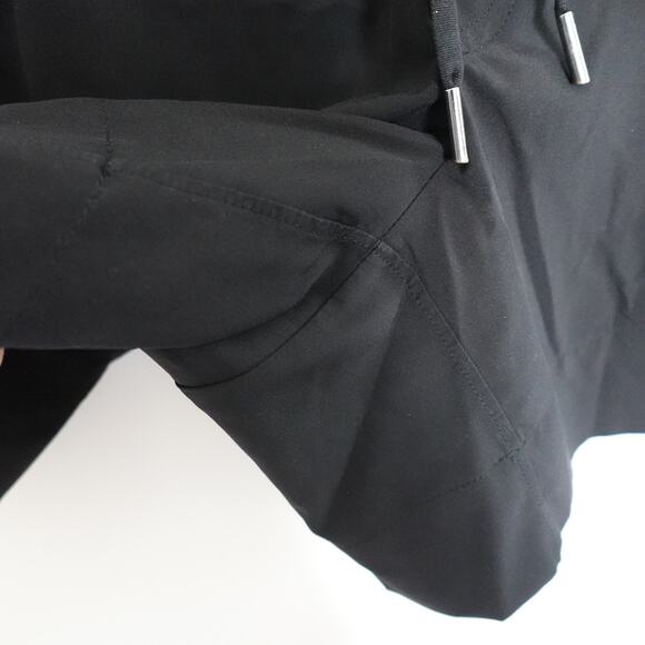 Athleta Camden Black Short 8 Athletic Sustainable Athleisure Travel Lightweight - Picture 5 of 8